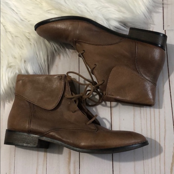 Steve Madden Shoes - Steve Madden boots size 7.5.  EUC